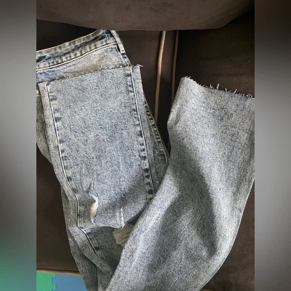 Articles of Society Village Distressed straight leg jeans - Picture 4 of 5